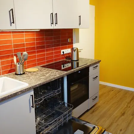 Big Flat With Fresh Renovation, Free Parking, Sonyps, Netflix Apartment Duisburg