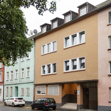 Big Flat With Fresh Renovation, Free Parking, Sonyps, Netflix Apartment *