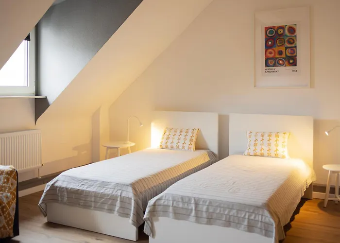 Big Flat With Fresh Renovation, Free Parking, Sonyps, Netflix דירה דיסבורג