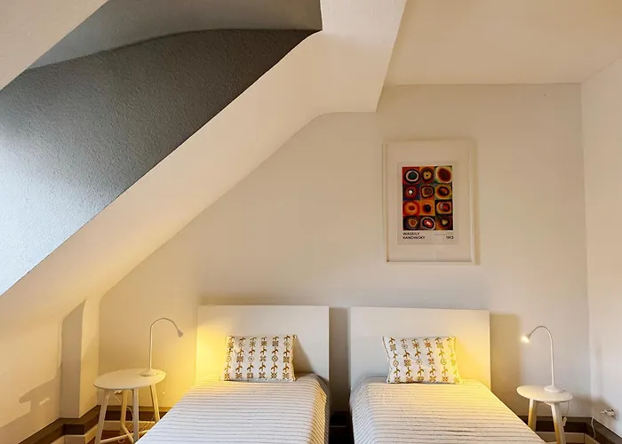 Big Flat With Fresh Renovation, Free Parking, Sonyps, Netflix דירה